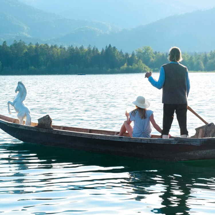 Boot vom Weissen Rössl am Wolfgangsee