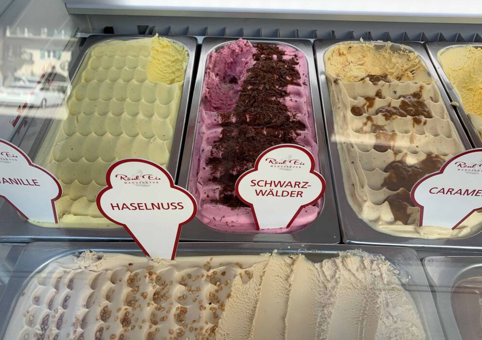 Verschiedene Eissorten von der Rössl Eis Manufaktur