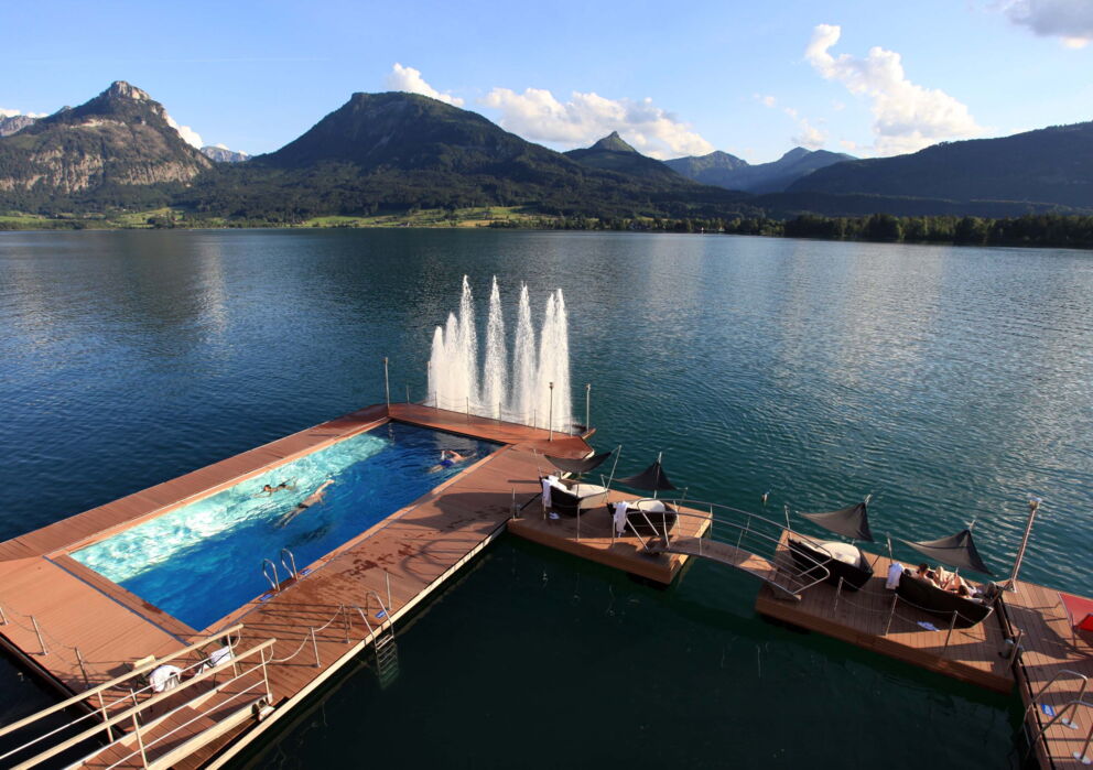 Das beheizte Seebad des Weissen Rössels am Wolfgangsee