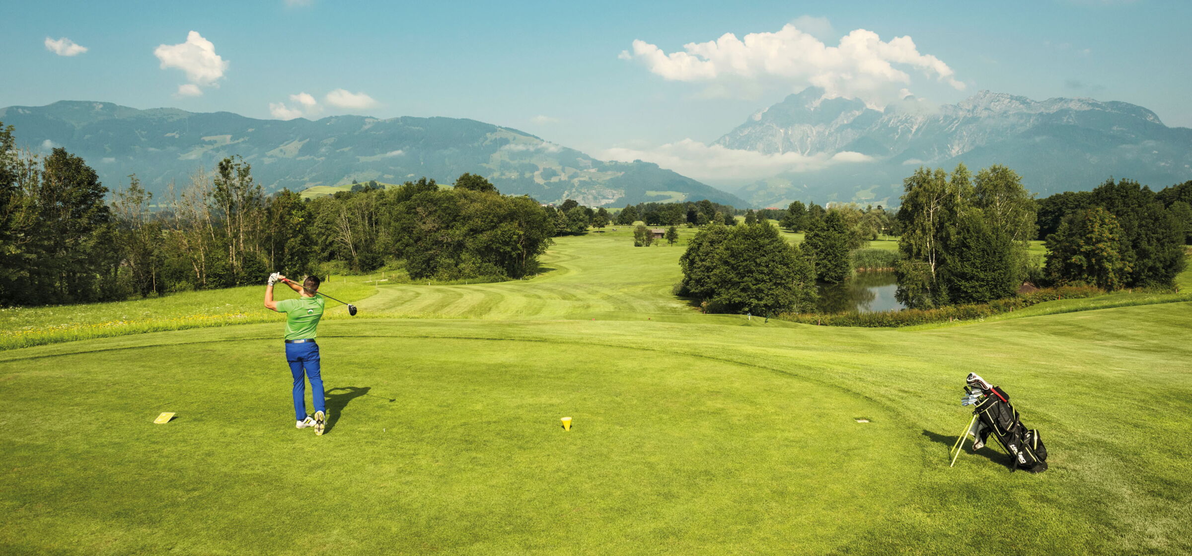 Golfer an einem Golfplatz in Österreich