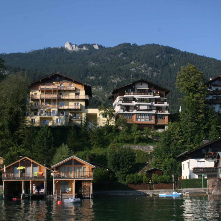 Die Ferienwohnungen des Weissen Rössls direkt am See