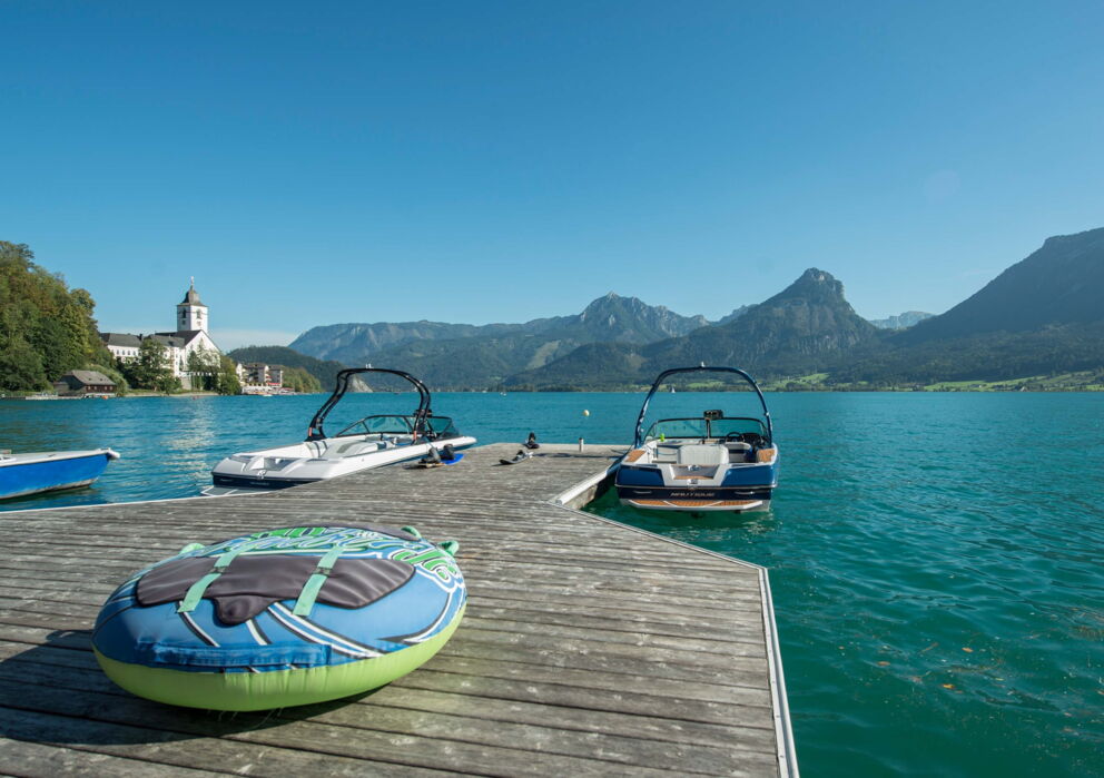 Wasserreifen Fahren auf dem Wolfgangsee