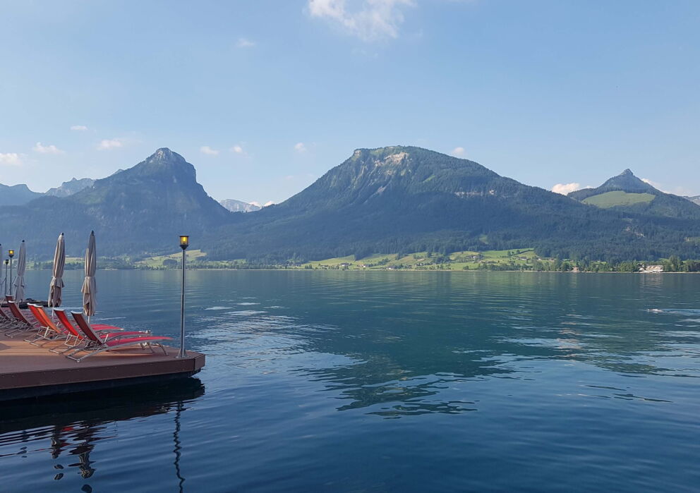 Wolfgangsee und umliegende Berge in Sankt Wolfgang