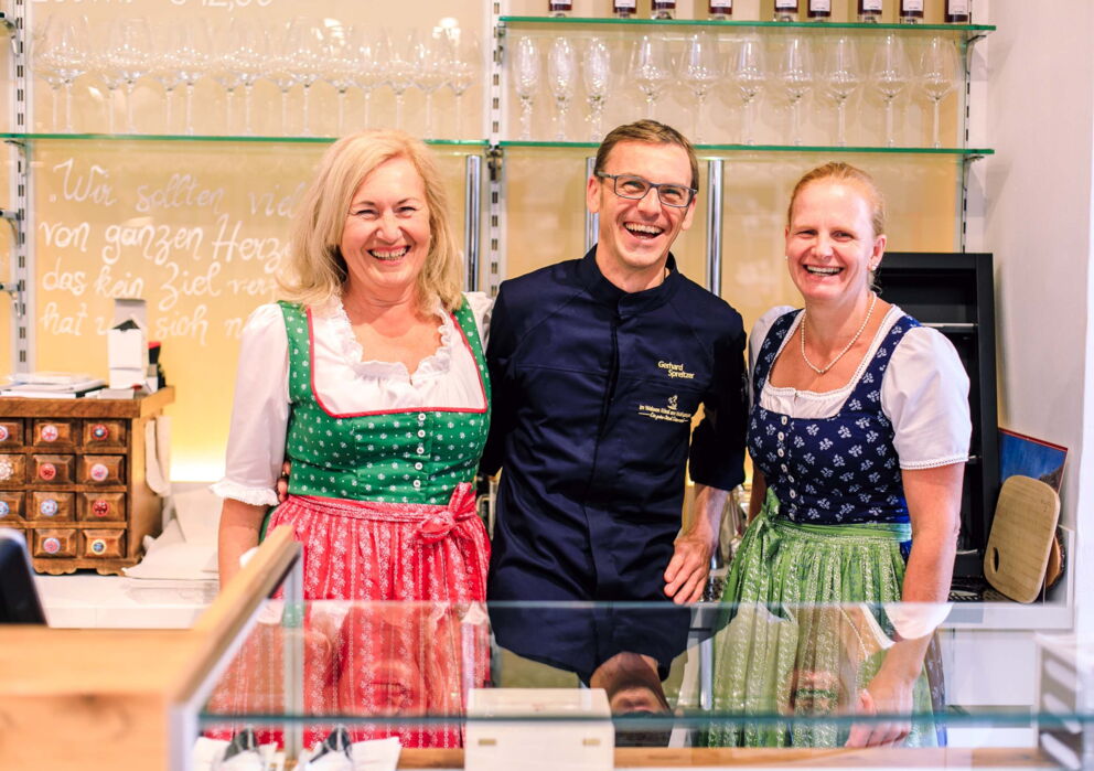 Rösslerei Personal Im Rössl Shop Im Weissen Rössl